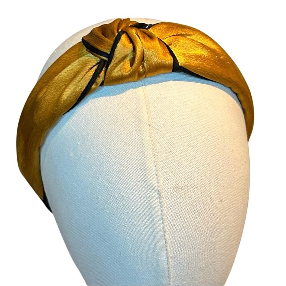 Satin Twist Headband OS Hair Accessory Balletcore Y2K Nostalgia Clean Beauty